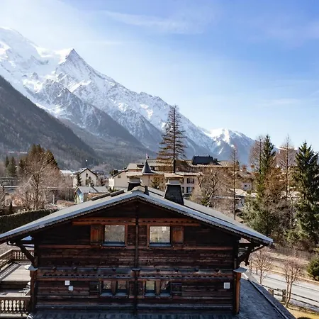 Chalet Mitoyen Reference 36