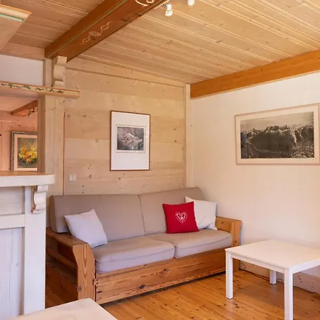 Chalet Mitoyen Reference 36