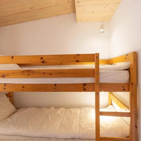 Chalet Mitoyen Reference 36